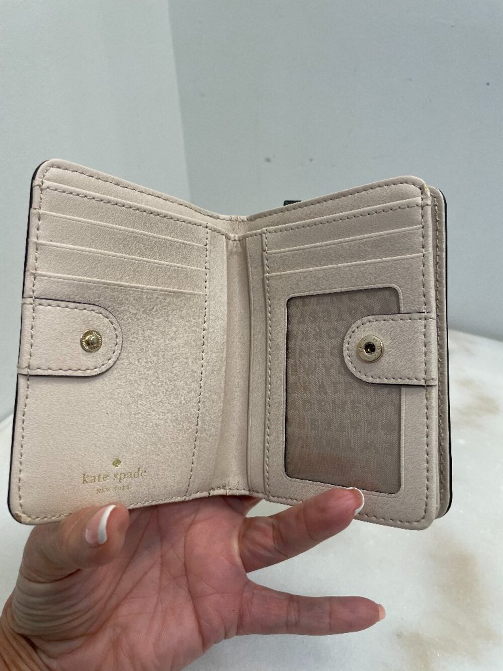 Kate Spade Wellesley Cara zip around & snap Wallet Two-Tone Black and Cream - Picture 9 of 16